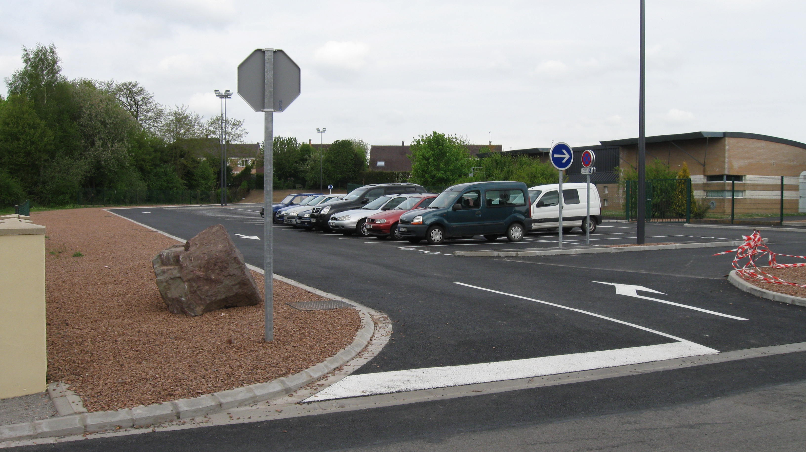 Parking à l'école Tellier